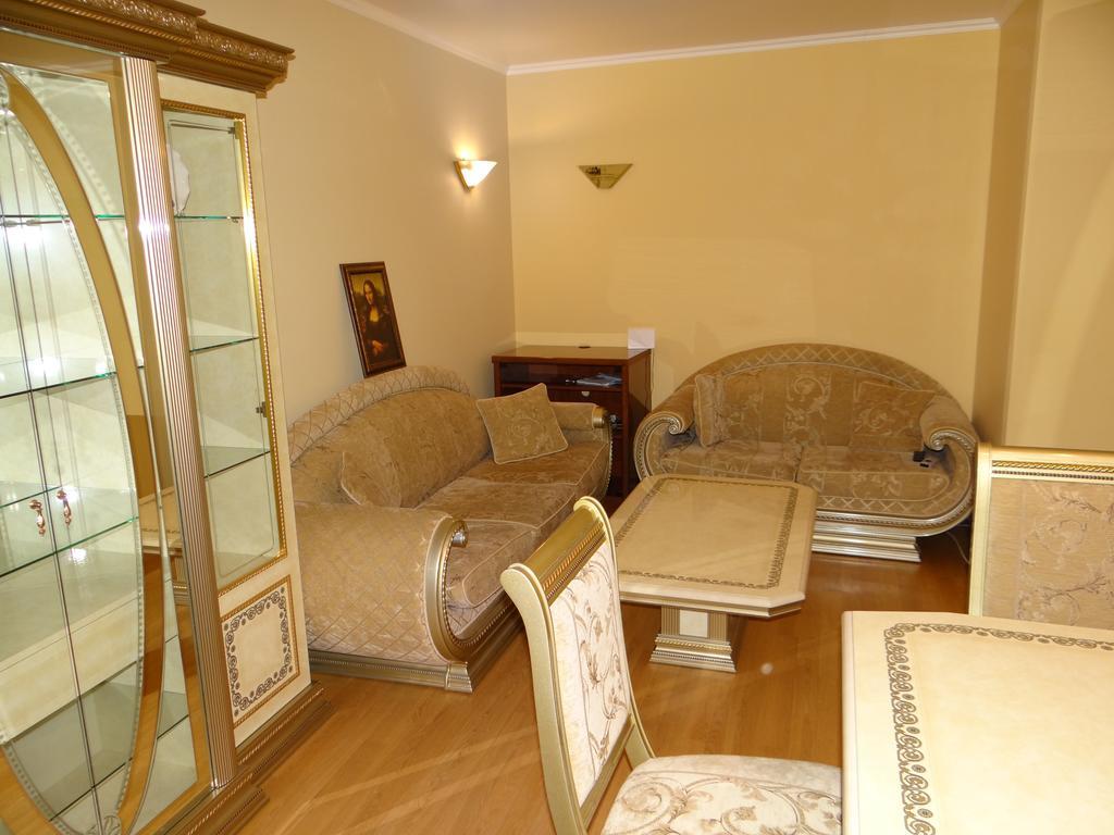 Luxury Versailles Apartments Center Opera Бургас Экстерьер фото